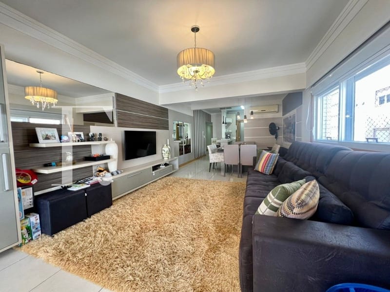 Apartamento com 135m², 3 dormitórios, 1 suíte, 2 vagas, Ilha de Man em Capão da Canoa