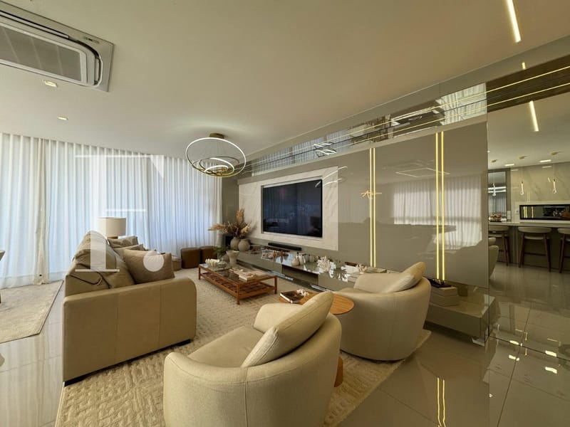 Apartamento com 140m², 3 dormitórios, 1 suíte, 2 vagas, Mirage em Capão da Canoa