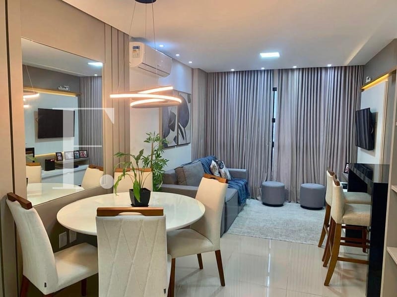 Apartamento com 98m², 2 dormitórios, 1 suíte, 1 vaga, Edifício Beach Club em Capão da Canoa