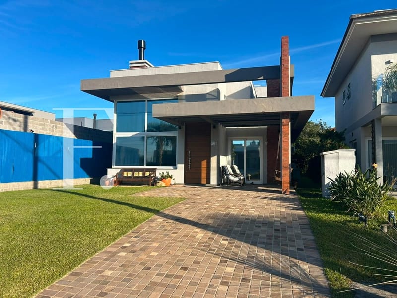 Sobrado com 199m², 4 dormitórios, 4 suítes, 2 vagas, Acqualina em Xangri-Lá