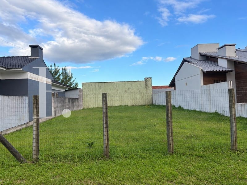 Terreno com 324m², no bairro Arpoador em Xangri-Lá