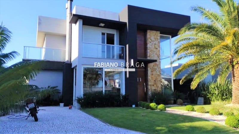 Sobrado com 230m², 5 dormitórios, 5 suítes, 2 vagas, Quintas do Lago em Xangri-Lá