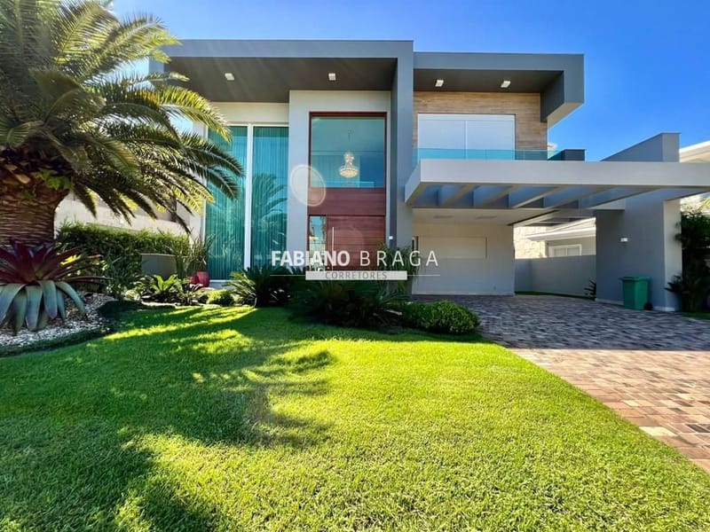 Sobrado com 420m², 6 dormitórios, 6 suítes, 2 vagas, Enseada Lagos em Xangri-Lá