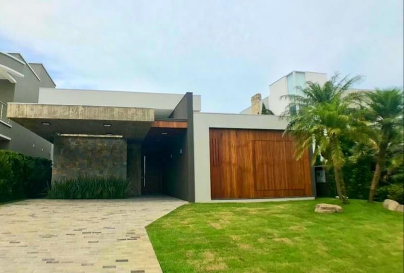 Casa Condomínio com 250m², 4 dormitórios, 4 suítes, 2 vagas, Enseada Lagos em Xangri-Lá