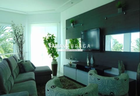 Sobrado com 571m², 6 dormitórios, 6 suítes, 4 vagas, Bosques de Atlântida em Xangri-Lá