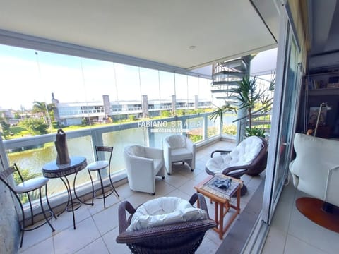 Apartamento com 188m², 4 dormitórios, 2 suítes, 2 vagas, Rossi Atlântida em Xangri-Lá