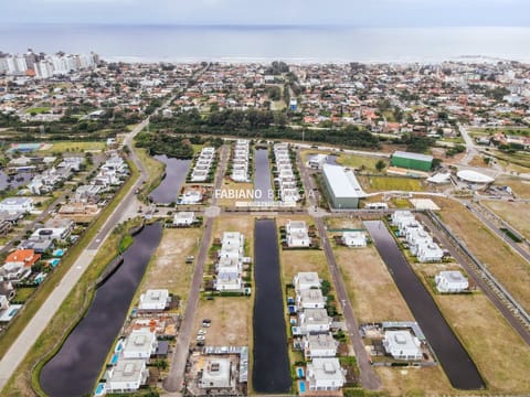 One Atlântida Houses