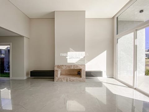 Casa Condomínio com 170m², 4 dormitórios, 4 suítes, 2 vagas, Riviera em Xangri-Lá