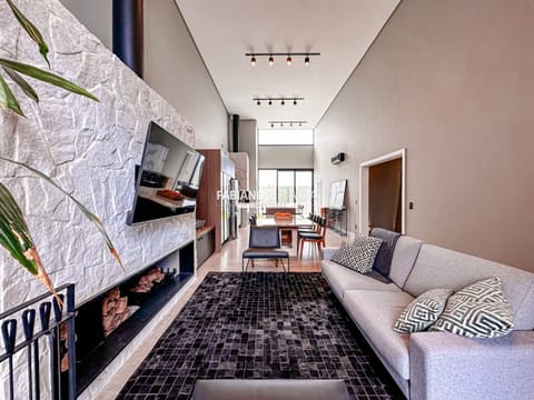Casa Condomínio com 150m², 4 dormitórios, 4 suítes, 2 vagas, Blue em Xangri-Lá