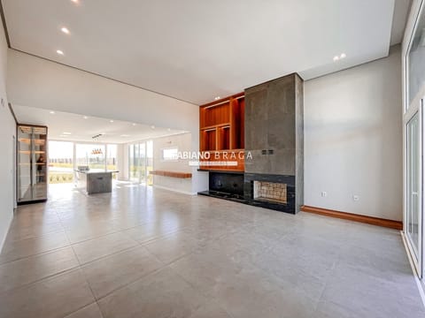 Casa Condomínio com 207m², 4 dormitórios, 4 suítes, 2 vagas, Riviera em Xangri-Lá