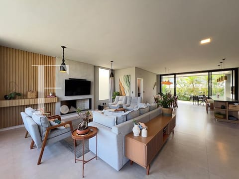 Sobrado com 211m², 4 dormitórios, 4 suítes, 2 vagas, Blue em Xangri-Lá