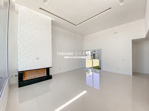 Casa Condomínio com 151m², 4 dormitórios, 4 suítes, 2 vagas, Blue em Xangri-Lá