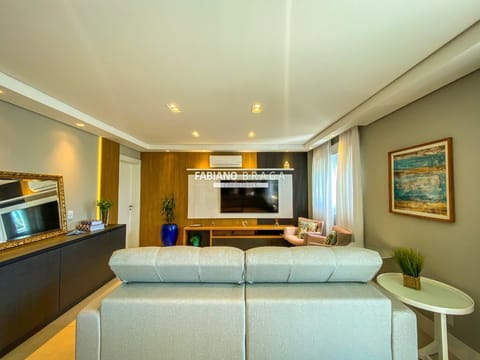 Apartamento com 188m², 3 dormitórios, 3 suítes, 2 vagas, Rossi Atlântida em Xangri-Lá