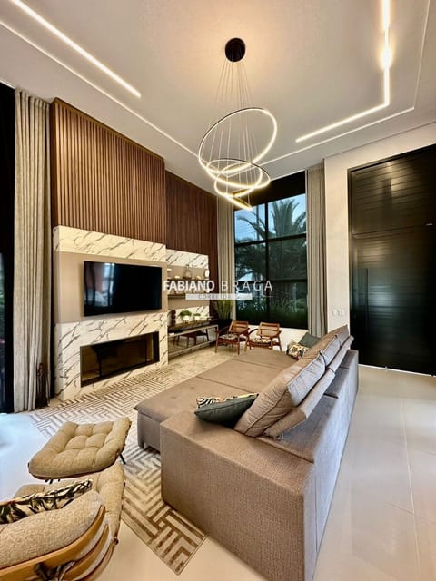 Casa Condomínio com 210m², 4 dormitórios, 4 suítes, 2 vagas, Velas da Marina em Capão da Canoa