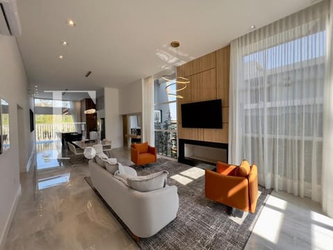 Casa Condomínio com 188m², 4 dormitórios, 4 suítes, 2 vagas, Capão Ilhas Resort em Capão da Canoa