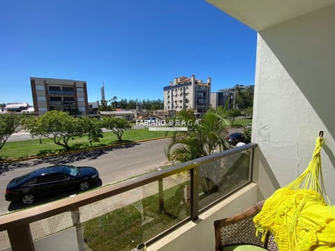 Apartamento com 70m², 2 dormitórios, 1 vaga, Edifício Aracai em Xangri-Lá