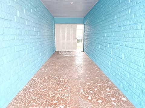 Casa com 211m², 4 dormitórios, 1 suíte, 2 vagas, no bairro Centro em Xangri-Lá