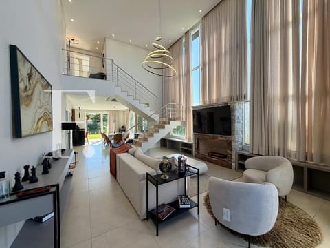 Sobrado com 267m², 4 dormitórios, 4 suítes, 2 vagas, Capão Ilhas Resort em Capão da Canoa