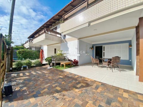Casa com 119m², 3 dormitórios, 1 suíte, no bairro Centro em Xangri-Lá