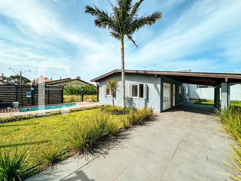Casa com 300m², 4 dormitórios, no bairro Maristela em Xangri-Lá