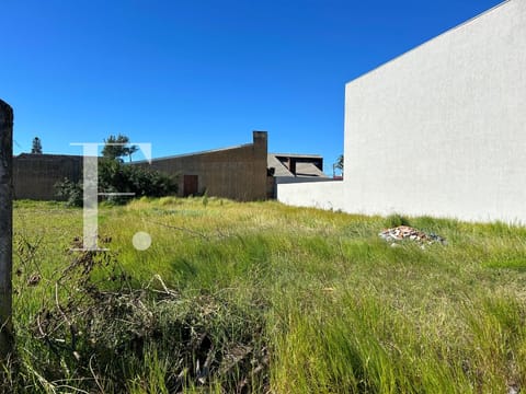 Terreno com 360m², no bairro Centro em Xangri-Lá
