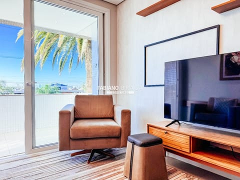 Apartamento com 85m², 2 dormitórios, 1 suíte, 1 vaga, Essence Atlântida em Xangri-Lá