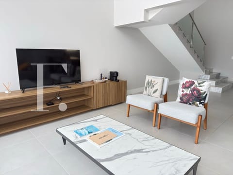 Apartamento com 166m², 3 dormitórios, 2 suítes, 2 vagas, Green Square em Xangri-Lá