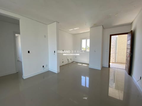 Casa com 107m², 3 dormitórios, 1 suíte, 1 vaga, Residencial Isabella || em Xangri-Lá