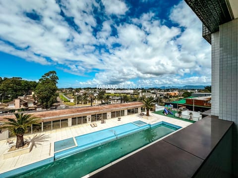 Apartamento com 95m², 3 dormitórios, 2 suítes, 2 vagas, Essence Atlântida em Xangri-Lá