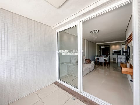 Apartamento com 95m², 3 dormitórios, 2 suítes, 2 vagas, Essence Atlântida em Xangri-Lá