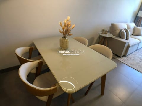 Apartamento com 53m², 1 dormitório, 1 suíte, 1 vaga, Livin Atlântida em Xangri-Lá