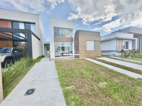 Casa Condomínio com 120m², 4 dormitórios, 4 suítes, 2 vagas, Blue em Xangri-Lá