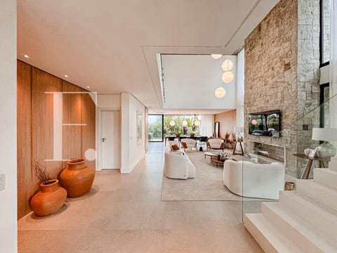 Casa Condomínio com 350m², 5 dormitórios, 5 suítes, 3 vagas, La Plage em Xangri-Lá