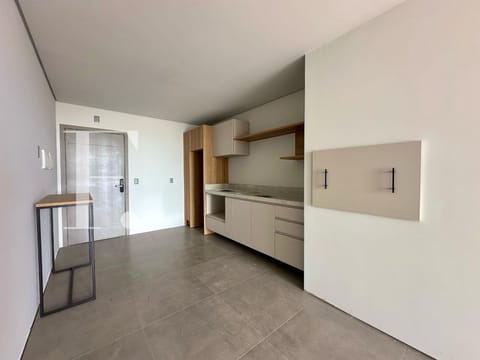 Apartamento com 71m², 2 dormitórios, 1 suíte, 1 vaga, Livin Atlântida em Xangri-Lá