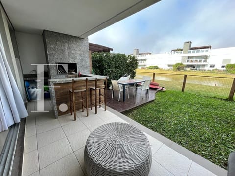 Apartamento com 118m², 2 dormitórios, 1 suíte, 2 vagas, Rossi Atlântida em Xangri-Lá