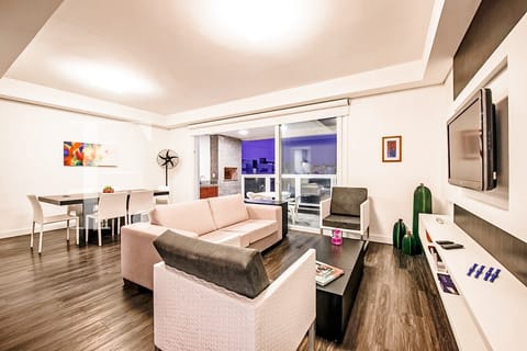 Apartamento com 165m², 3 dormitórios, 1 suíte, 2 vagas, Rossi Atlântida em Xangri-Lá