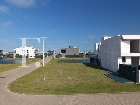 Terreno em Condomínio com 375m², Zen Concept Resort em Xangri-Lá