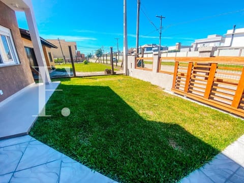 Casa com 125m², 3 dormitórios, 1 suíte, 1 vaga, no bairro Noiva do Mar em Xangri-Lá