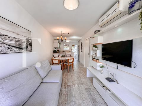 Casa Condomínio com 70m², 3 dormitórios, 1 suíte, Casa Hermosa em Xangri-Lá