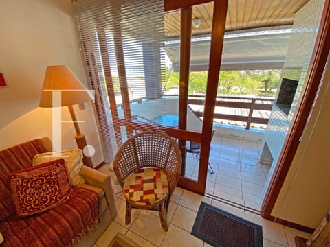Apartamento com 98m², 2 dormitórios, 1 suíte, 1 vaga, Edifício Paço da Calçada em Xangri-Lá