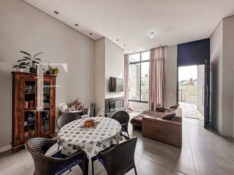 Casa com 120m², 3 dormitórios, 3 suítes, 2 vagas, no bairro Noiva do Mar em Xangri-Lá