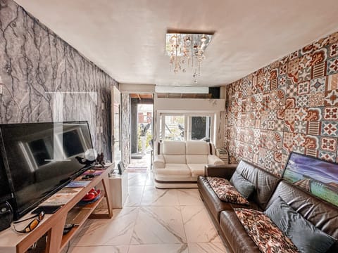 Casa com 265m², 4 dormitórios, 2 vagas, no bairro Centro em Xangri-Lá