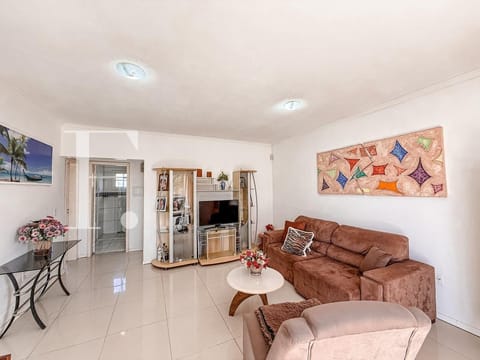 Casa com 120m², 2 dormitórios, 1 suíte, 2 vagas, no bairro Noiva do Mar em Xangri-Lá
