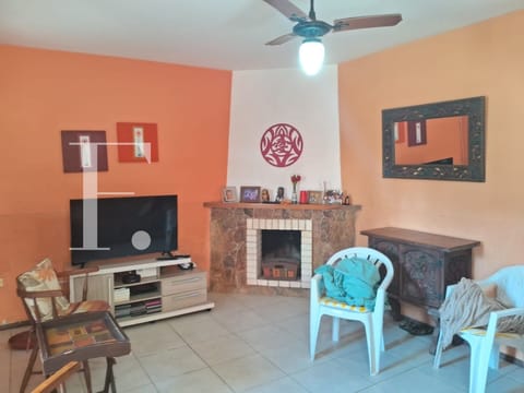 Casa com 143m², 3 dormitórios, 1 suíte, 2 vagas, no bairro Centro em Xangri-Lá