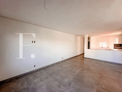 Casa com 120m², 3 dormitórios, 2 suítes, 1 vaga, no bairro Noiva do Mar em Xangri-Lá