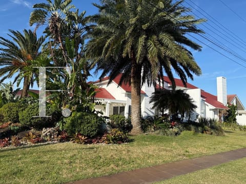 Sobrado com 178m², 4 dormitórios, 4 suítes, 2 vagas, Green Village Golf Club em Xangri-Lá