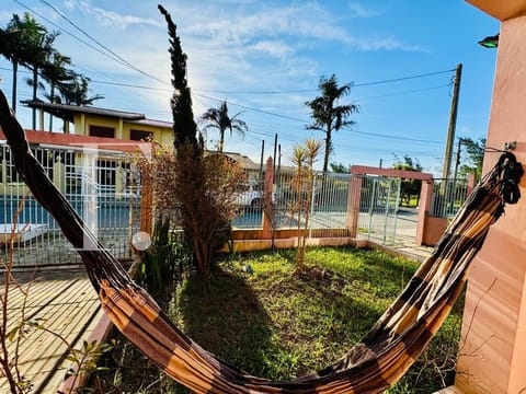 Casa com 180m², 4 dormitórios, 2 vagas, no bairro Rainha do Mar em Xangri-Lá