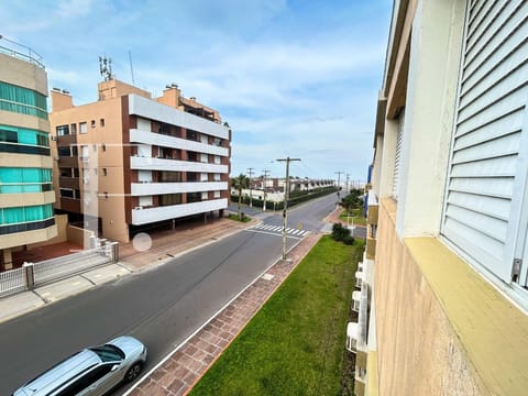 Apartamento com 54m², 2 dormitórios, 1 vaga, Edifício Marise em Xangri-Lá