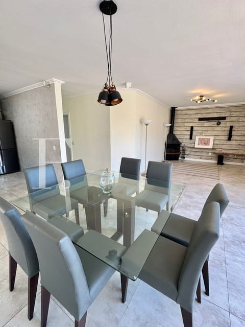 Casa com 118m², 3 dormitórios, 2 suítes, 2 vagas, no bairro Remanso em Xangri-Lá