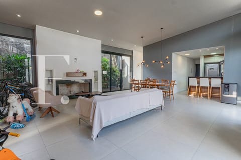 Casa Condomínio com 291m², 3 dormitórios, 3 suítes, 2 vagas, Blue em Xangri-Lá